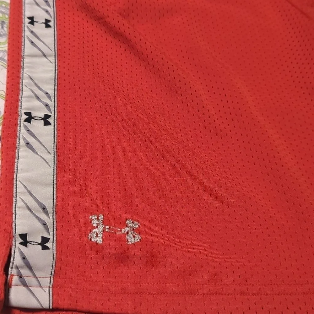 Under armor mesh shorts